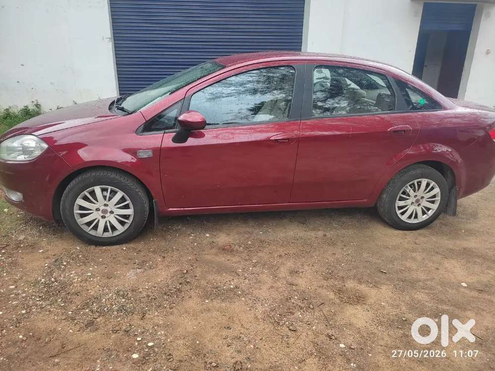 Fiat Linea 2010 (1.4 Tjet Emotion)