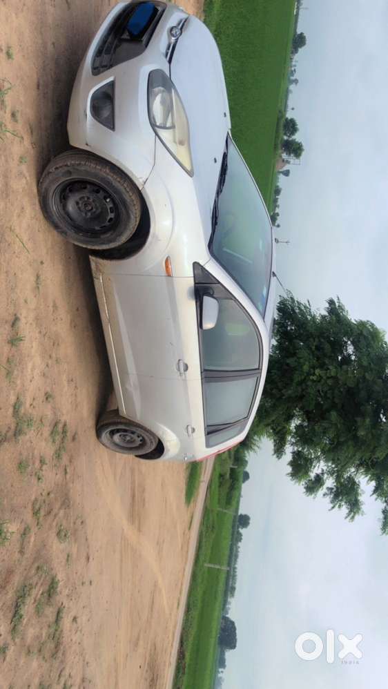 Ford Figo Petrol 2010
