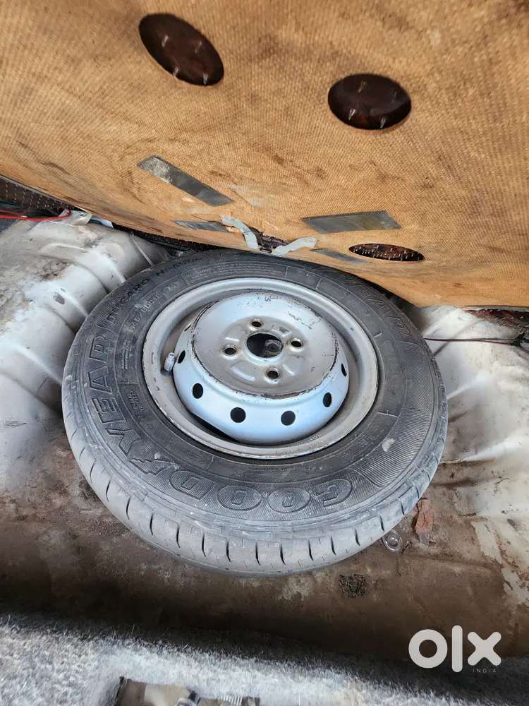 Maruti Suzuki Alto Lxi 2011 Flipkey New Alloys Wheels