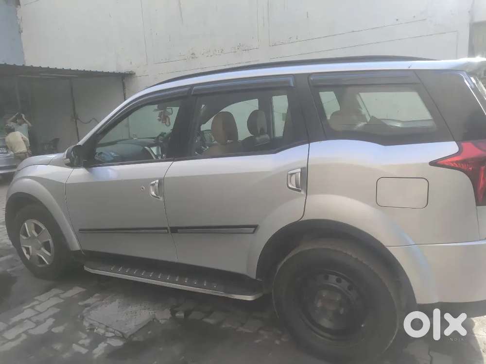 Mahindra Xuv500 W7 Automatic 2018 Diesel 65500 Km Driven