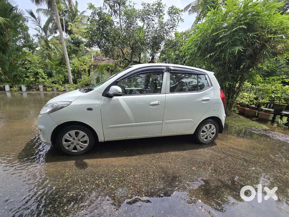 2012 Hyundai I10 Sportz Petrol