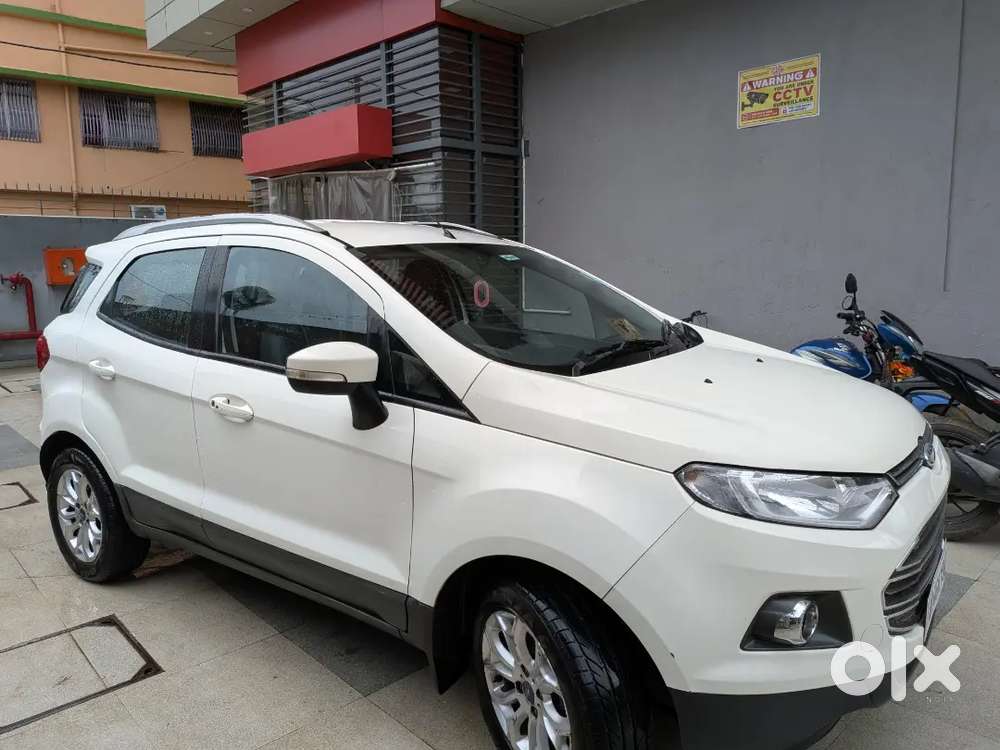 Ford Ecosport 2016 Model With14 Kg Cng Cylinder