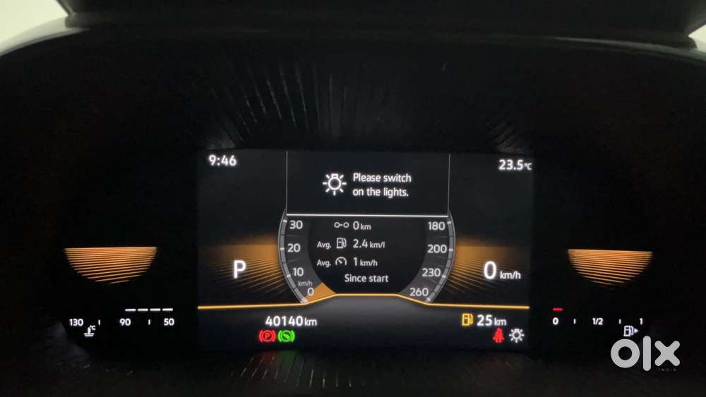 Skoda Slavia Style 1.0l Tsi At, 2022, Petrol