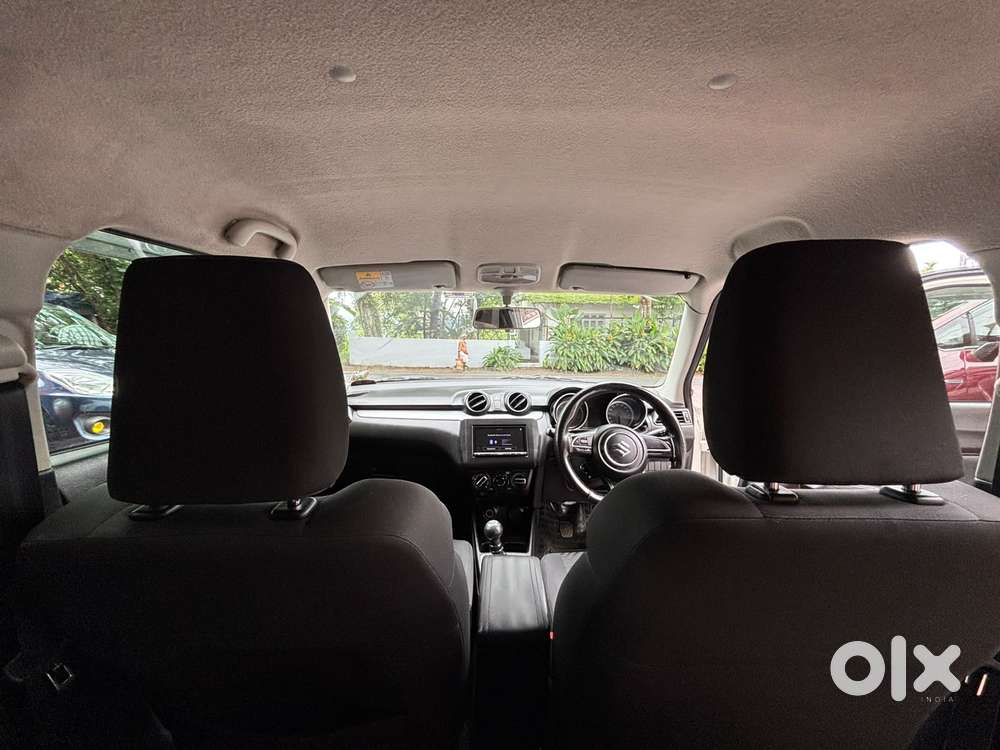 Maruti Suzuki Swift Vxi + Manual, 2019, Petrol