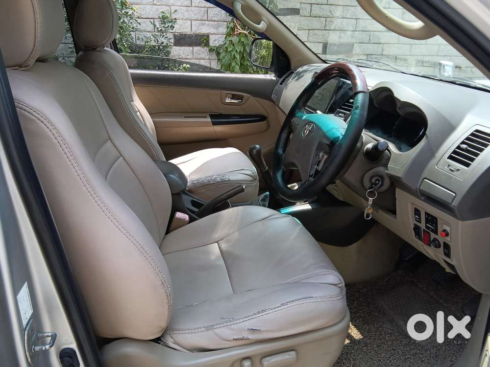 Toyota Fortuner 3.0 4x4 Manual, 2013, Diesel