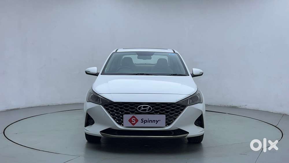 Hyundai Verna 1.5 Sx Ivt, 2022, Petrol