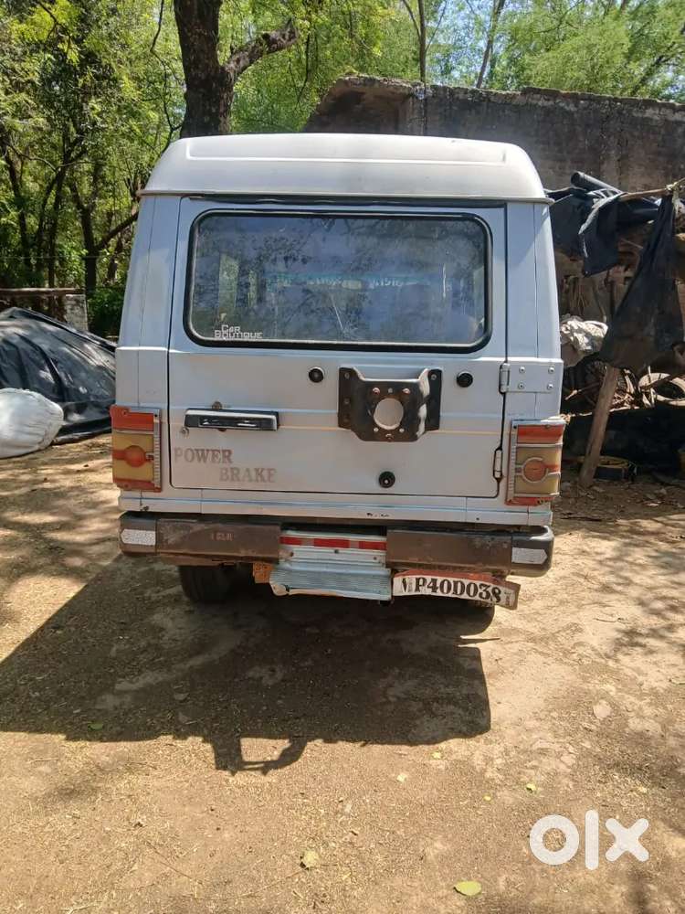 Mahindra Bolero Neo 2004