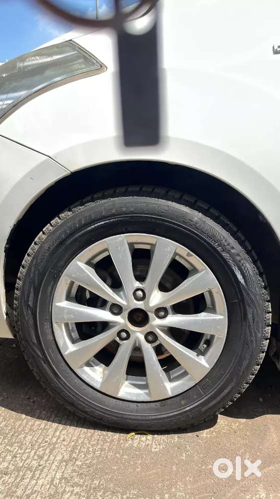 Maruti Suzuki Ertiga Zdi 2013