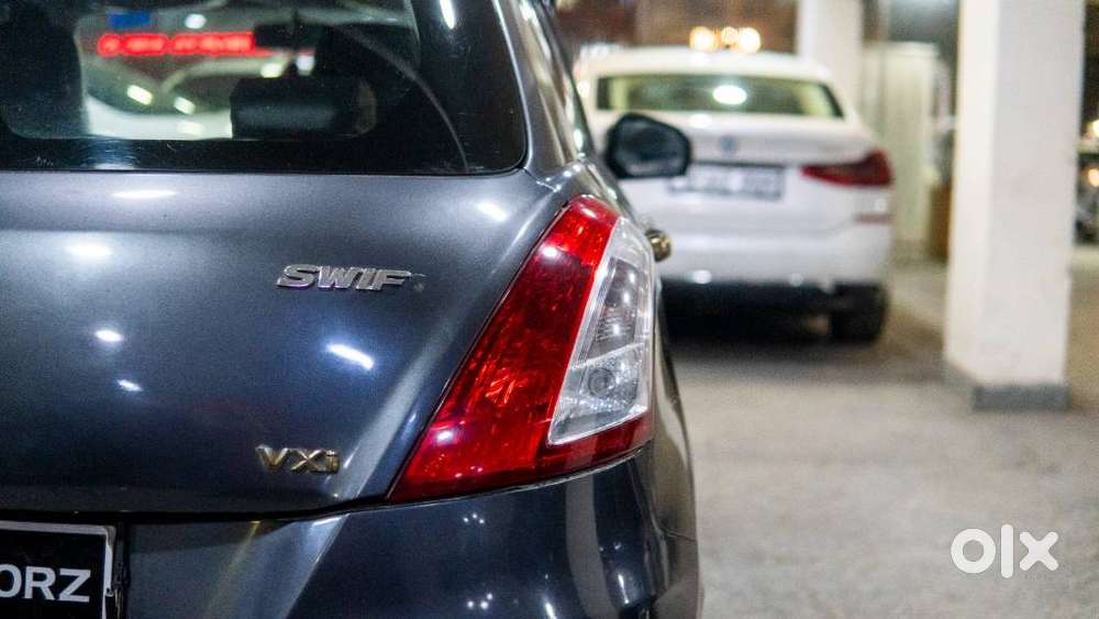 Maruti Suzuki Swift 1.2 Vxi (o), 2016, Petrol