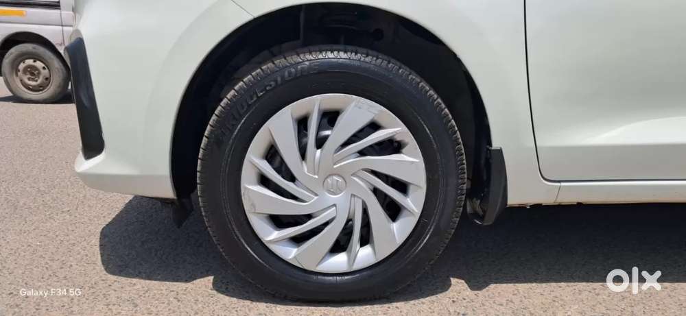 Maruti Suzuki Ertiga 2022-2023  Vxi, 2024, Petrol