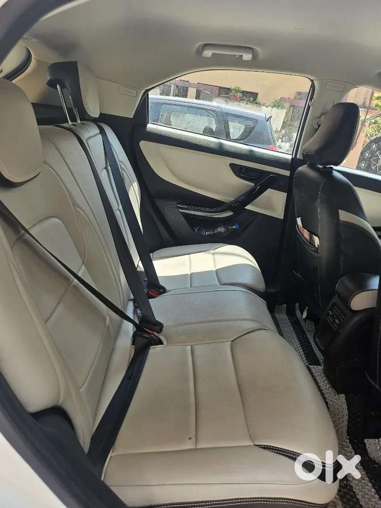 Tata Nexon 2025 Petrol 13500 Km Driven