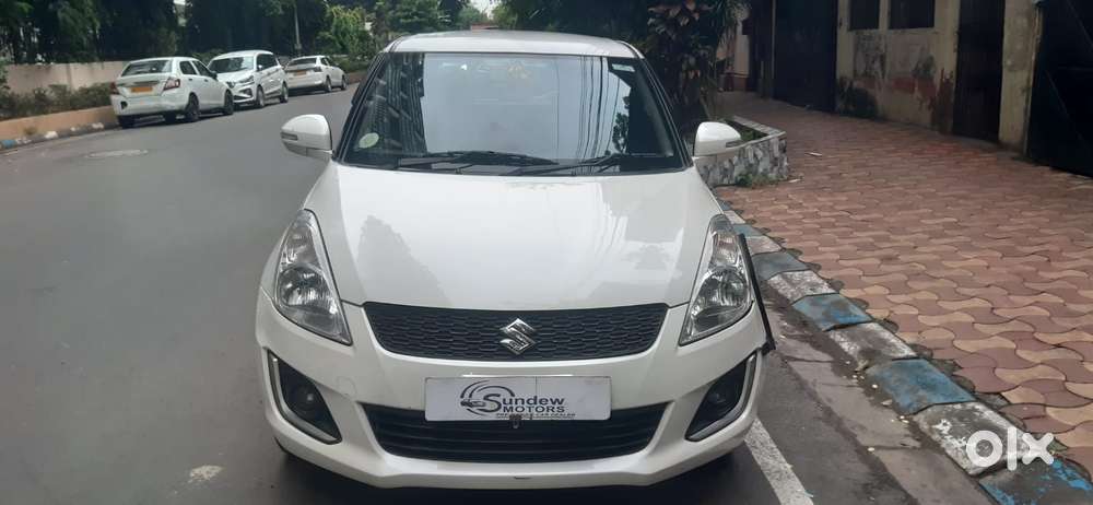 Maruti Suzuki Swift Vxi 1.2 Abs Bs-iv, 2015, Petrol