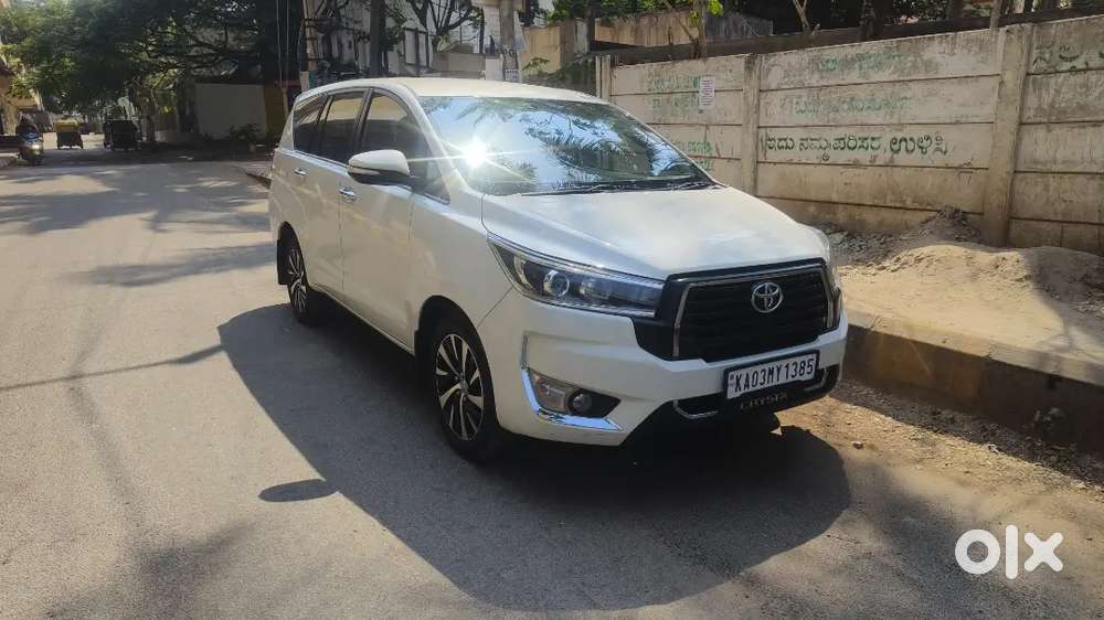 Toyota Innova Crysta 2016