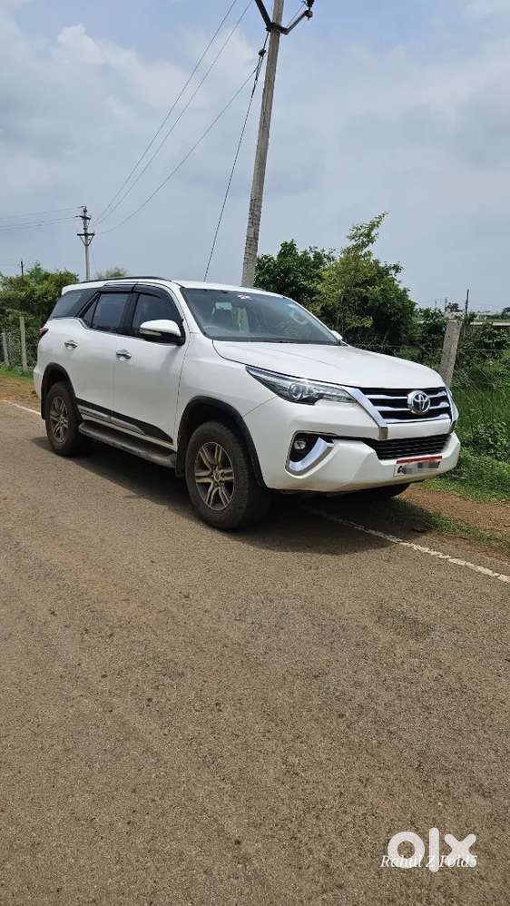Toyota Fortuner 2017 Diesel Well Maintained All New Tyre Yokohama
