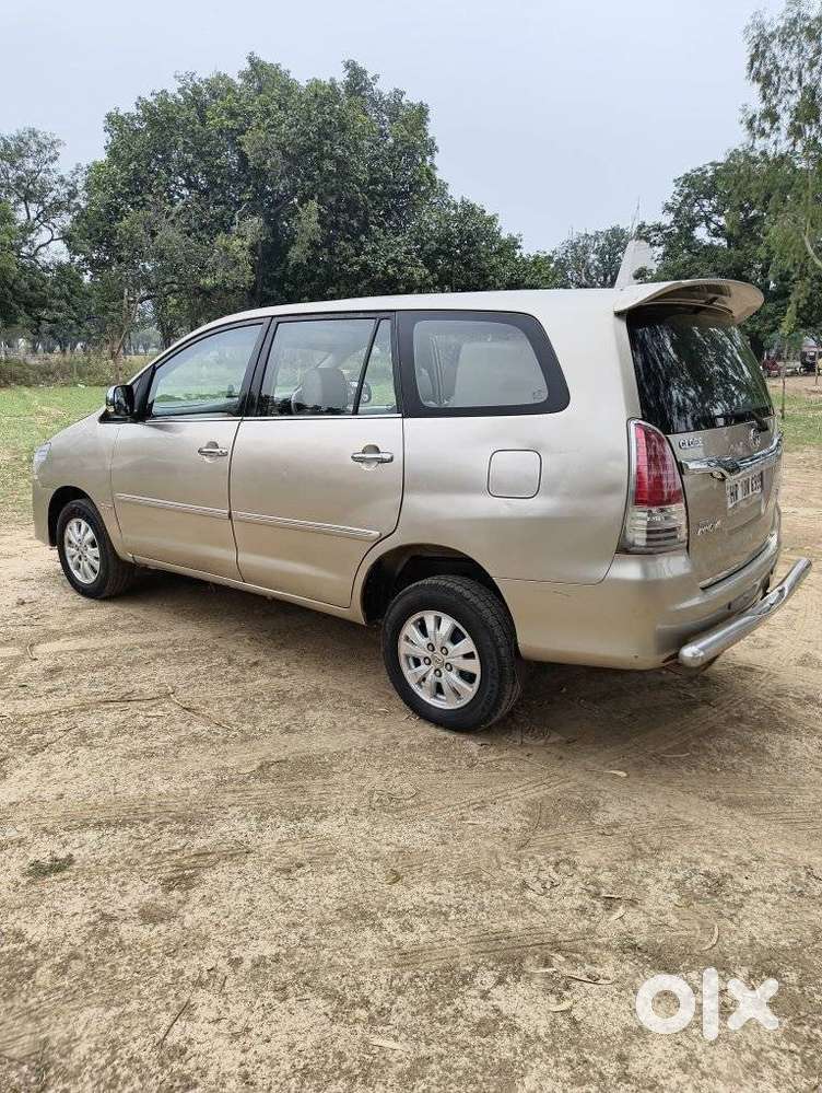 Toyota Innova 2.5 V 7 Str, 2009, Diesel