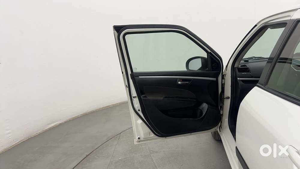 Maruti Suzuki Swift Vvt Vxi, 2013, Petrol