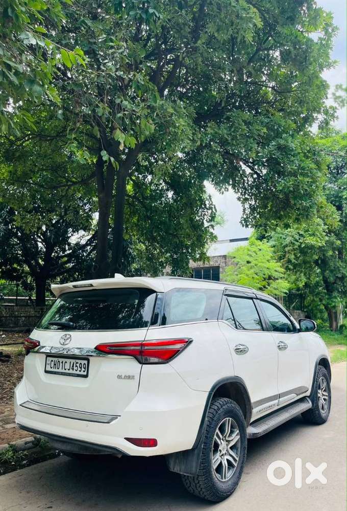 Toyota Fortuner 4x2 At 2.8 Diesel, 2022, Diesel