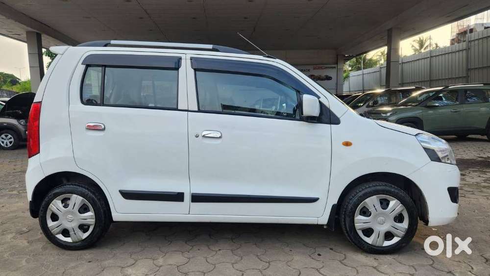 Maruti Suzuki Wagon R Vxi, 2017, Petrol