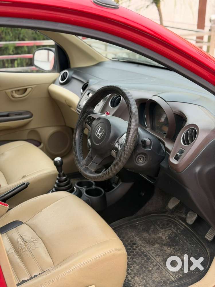 Honda Brio 2013 Petrol Well Maintained