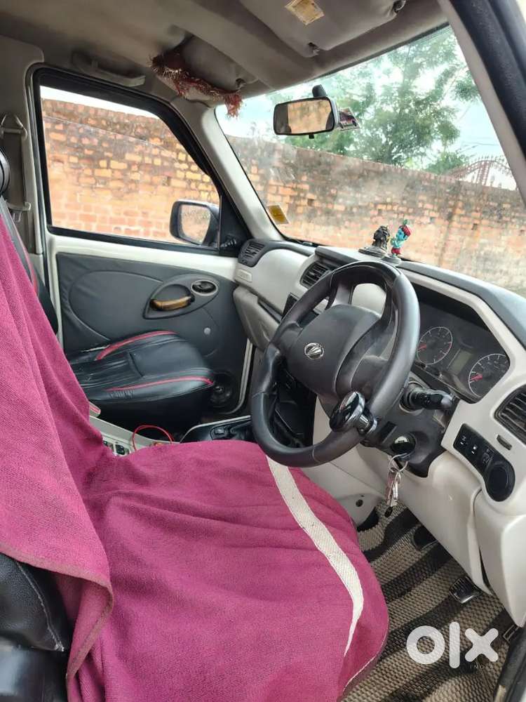 Car Lena Hai