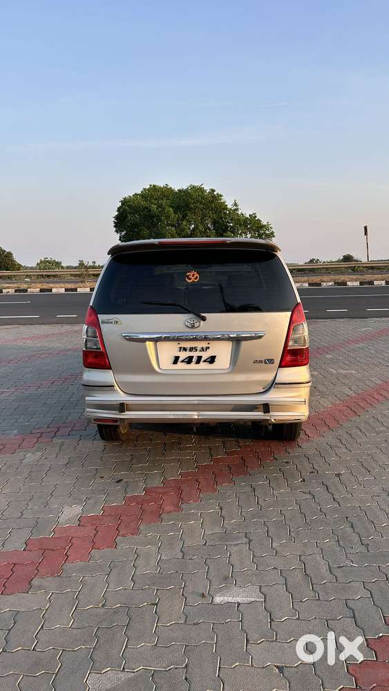 Toyota Innova 2012-2013 2.5 E Diesel Ms 7-seater, 2012, Diesel
