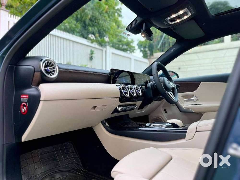 Mercedes-benz A-class Limousine 200, 2021, Petrol