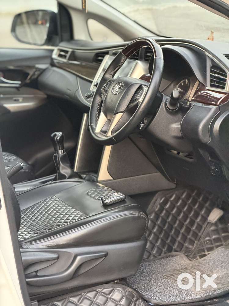 Toyota Innova Crysta 2.4 V, 2022, Diesel