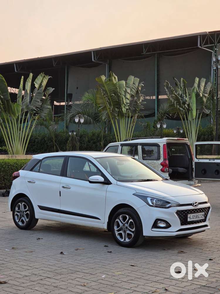 Hyundai I20 Asta (o) 1.2 Mt, 2019, Petrol