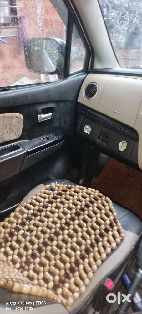 Only Old Car After Then No Family Family 7 Seater Car