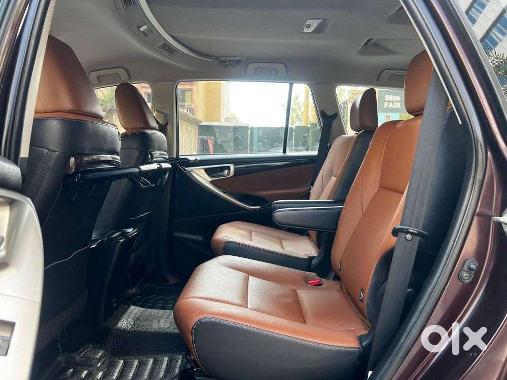 Toyota Innova Crysta 2.8z Automatic, 2018, Diesel