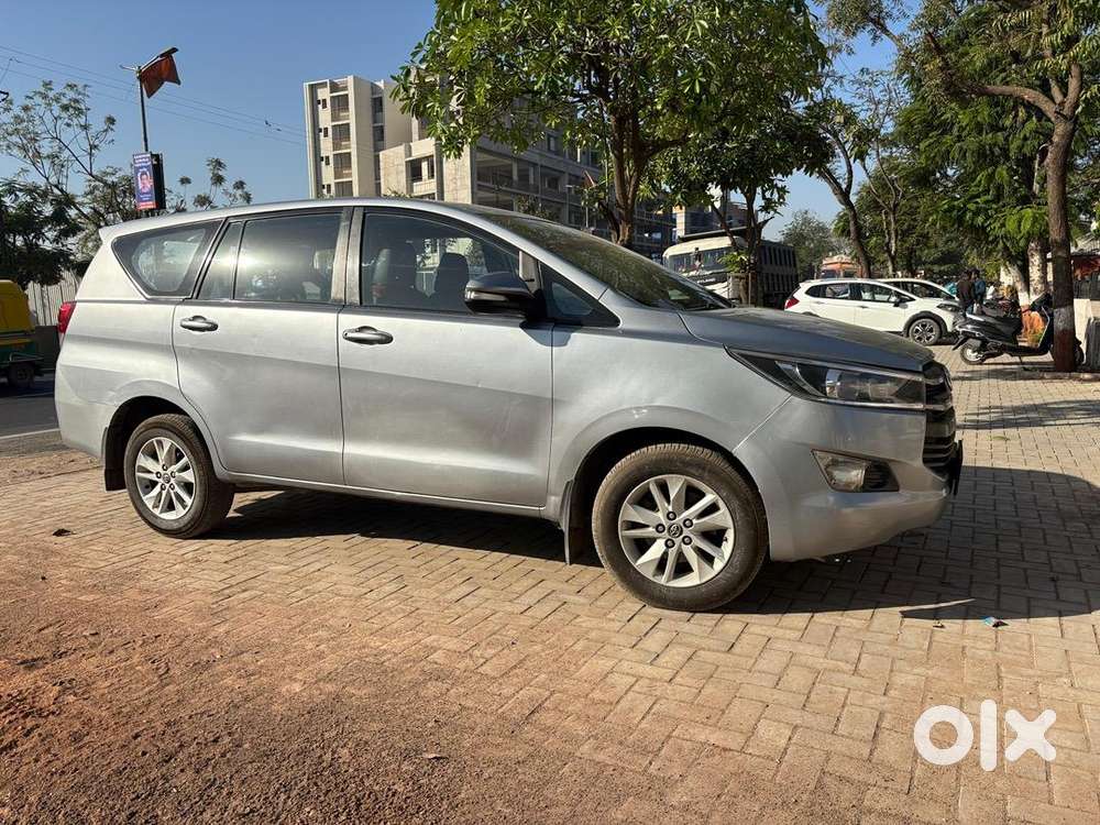 Toyota Innova Crysta 2016 Diesel Well Maintained