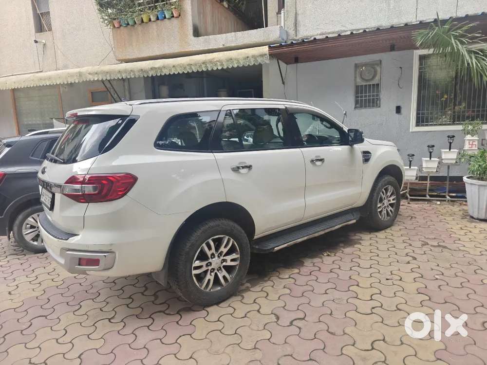 Ford Endeavour 2.2 Titanium 4x2 At | 2018 | Single Owner |