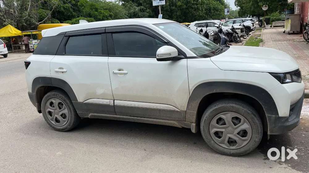 Maruti Suzuki Brezza Lxi 2024