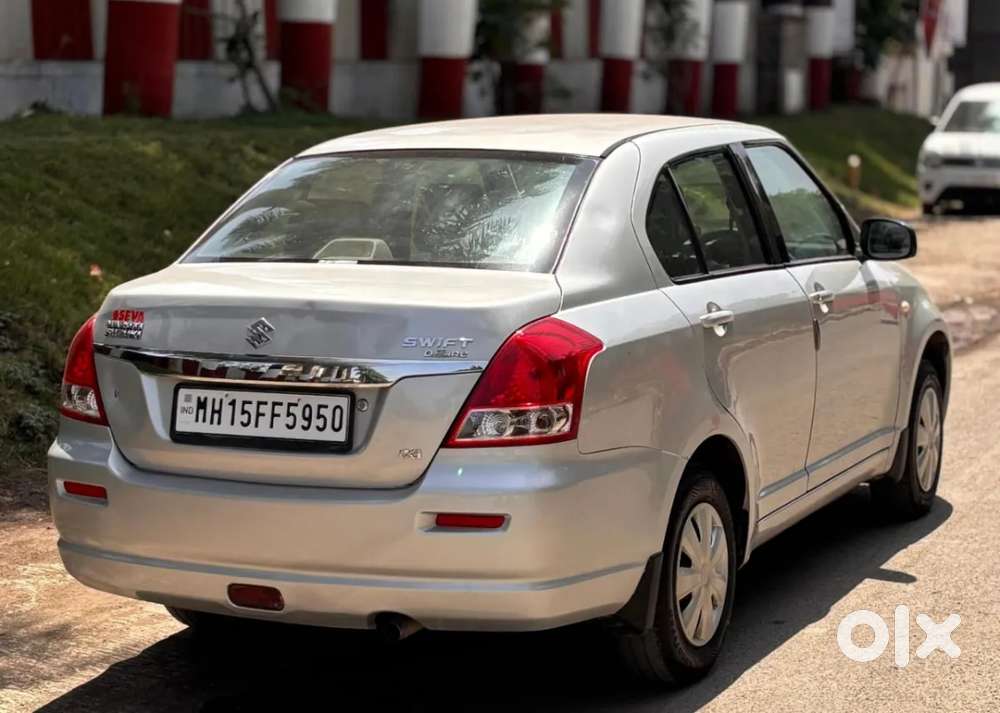 Maruti Suzuki Swift Dzire 1.2 Vxi Bsiv, 2011, Petrol