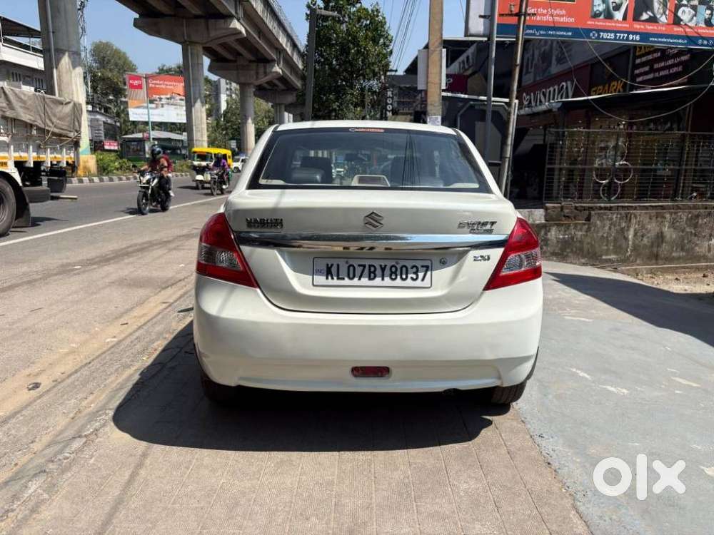 Maruti Suzuki Dzire 1.2 Zxi, 2013, Petrol