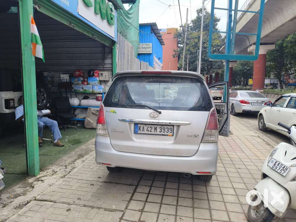 Toyota Innova 2.5 V 7 Str, 2009, Diesel