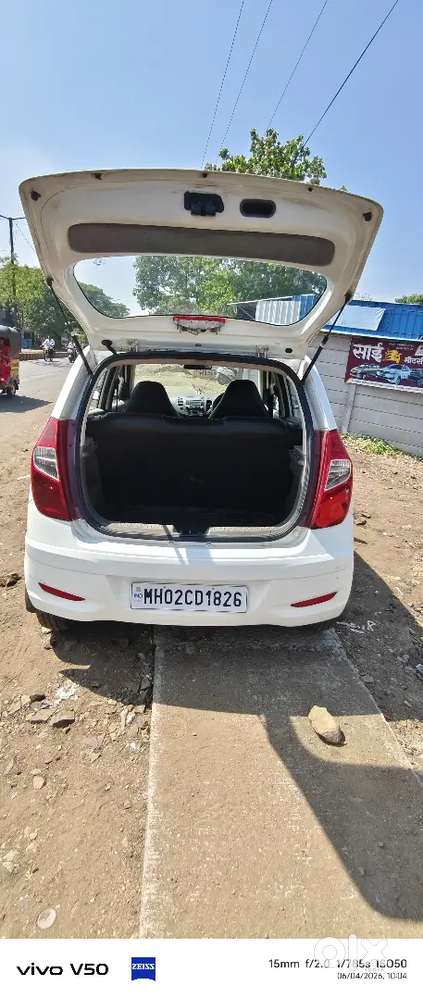 Hyundai I10 2011 Petrol 58000 Km Driven