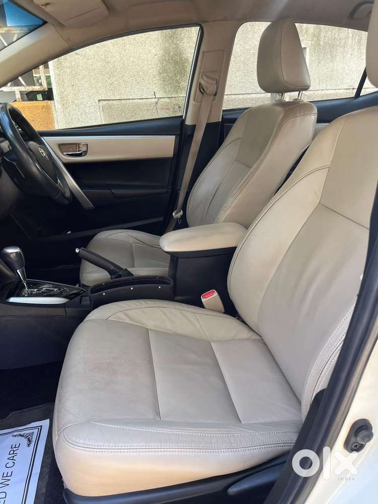 Toyota Corolla Altis 2016