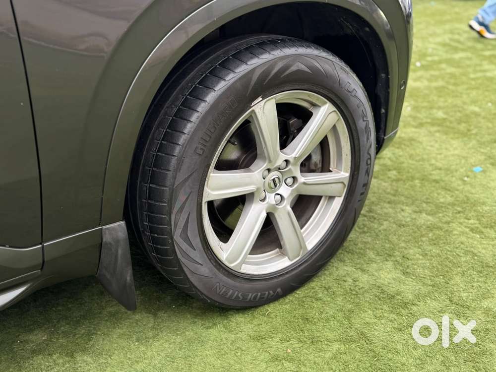 Volvo Xc90 Momentum Luxury, 2018, Petrol
