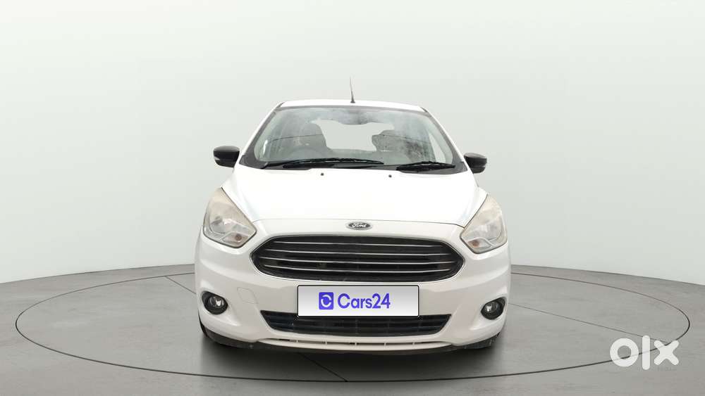 Ford Figo Aspire Titanium, 2016, Petrol