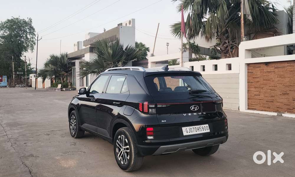 Hyundai Venue Sx Dual Tone Diesel, 2025, Diesel