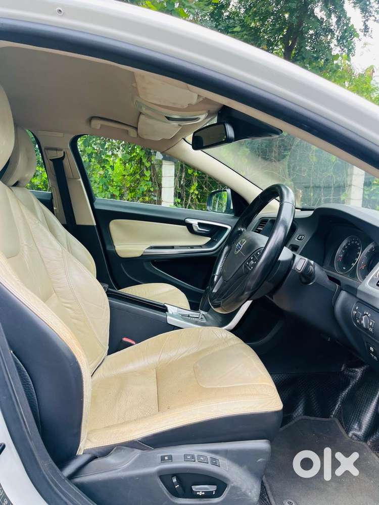 Volvo S60 Kinetic D3, 2012, Diesel
