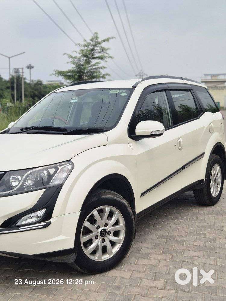 Mahindra Xuv500 W7, 2016, Diesel