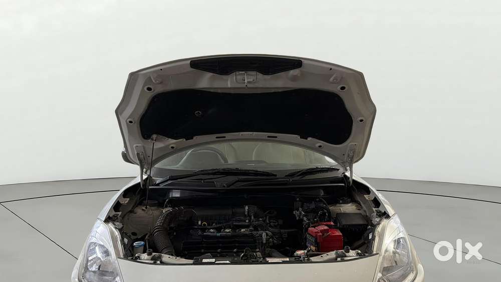 Maruti Suzuki Swift Dzire 1.2 Lxi Bsiv, 2018, Petrol
