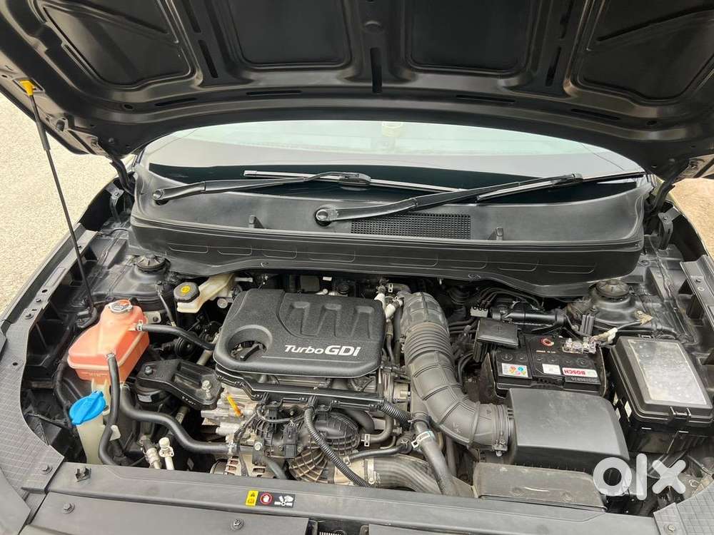 Hyundai Venue 2022 Petrol Well Maintained