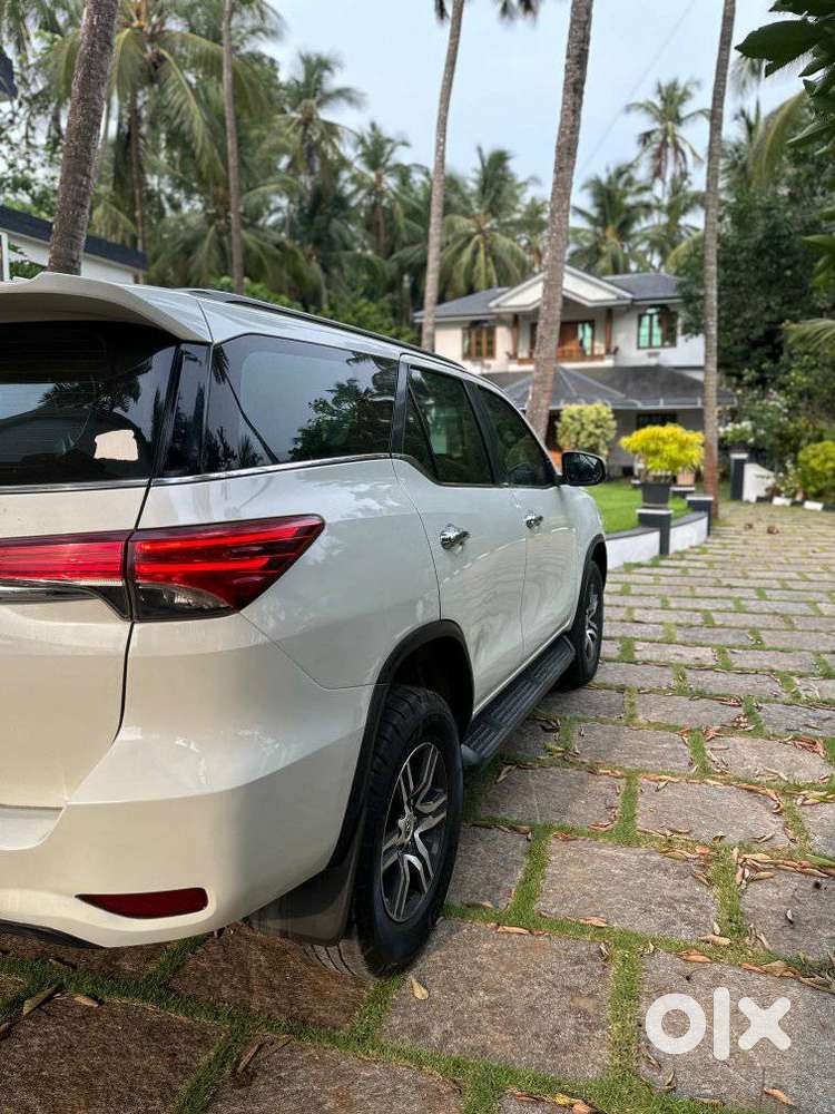 Toyota Fortuner 3.0 4x2 Automatic, 2018, Diesel