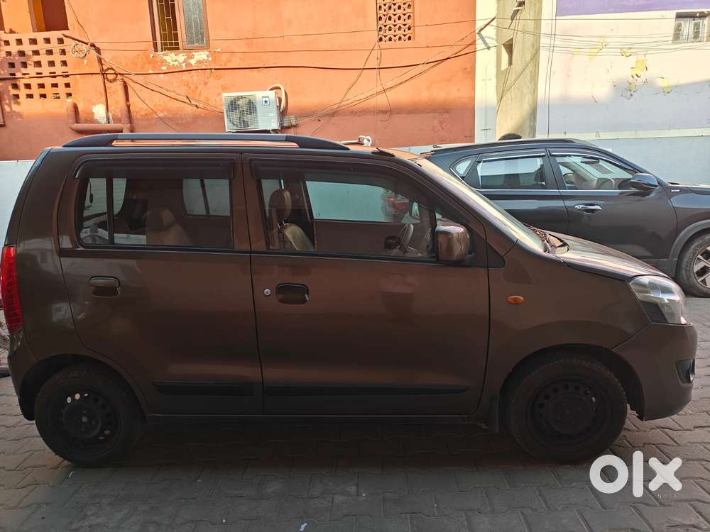 Maruti Suzuki Wagon R Amt Vxi, 2018, Petrol