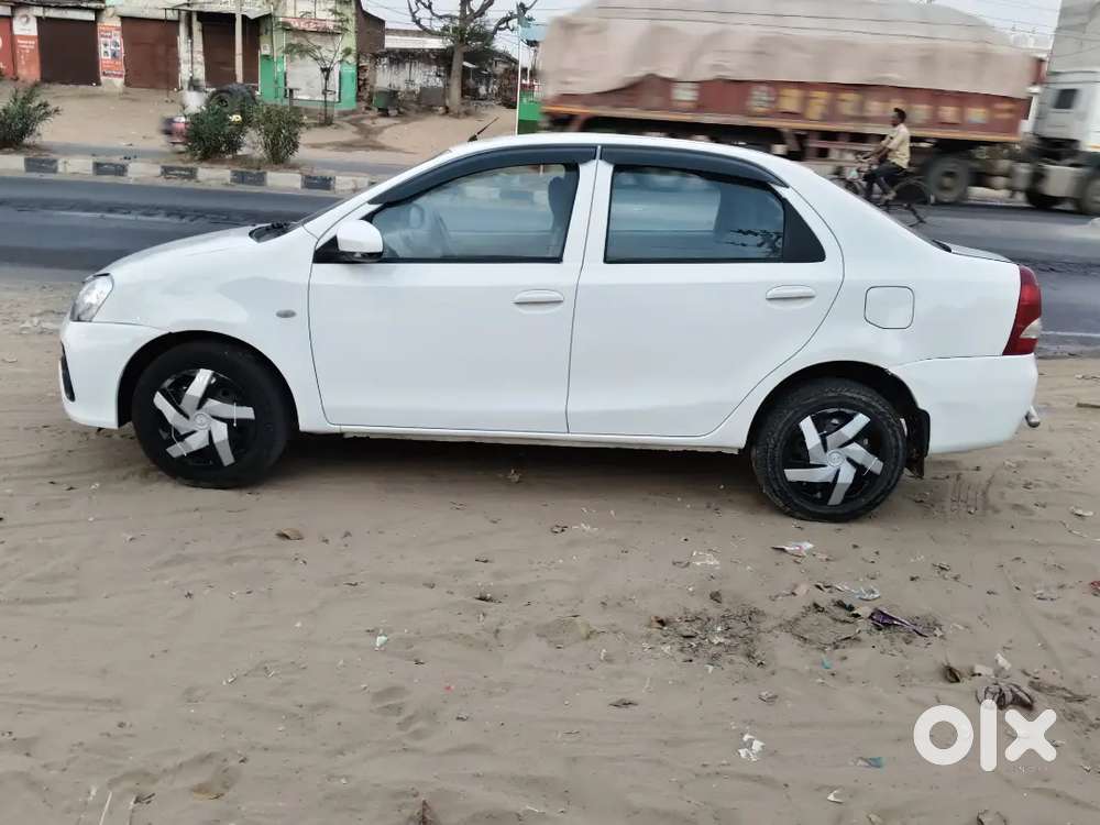 Toyota Etios 2015 Diesel Well Maintained
