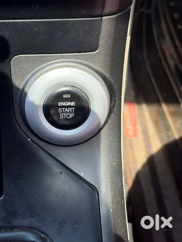 Mahindra Xuv500 2.2 W10 2015 Diesel Car