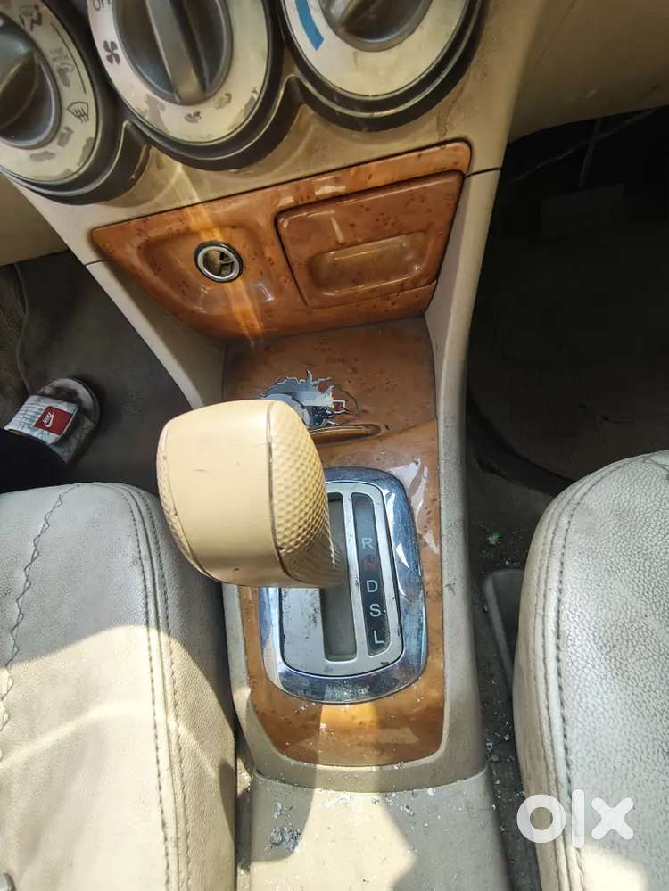 Car Bilkul Mast Hai Lakin Thoda Paise Lage Ga Car Me Bilkul Mast